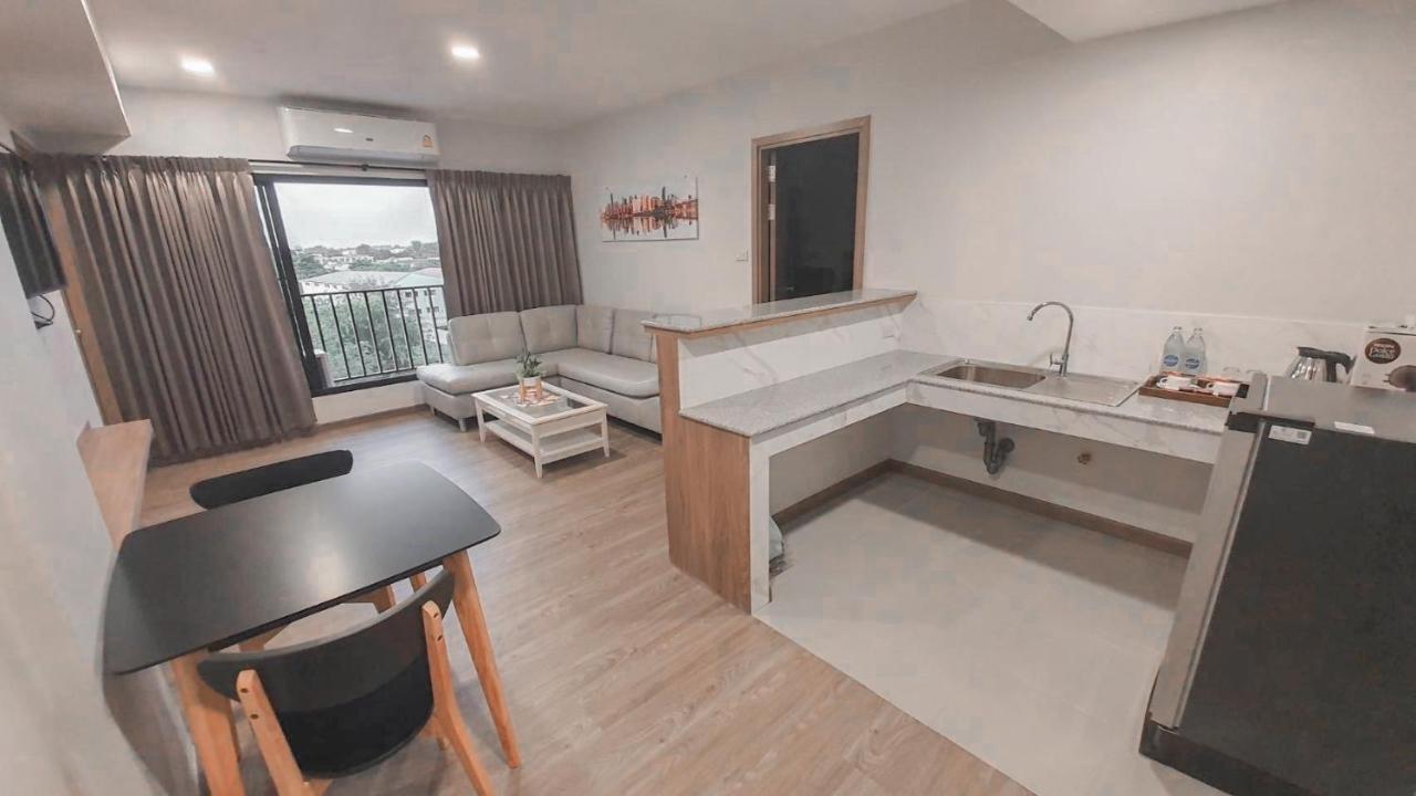 Nakara Hotel, Ubon Ratchathani Exterior foto