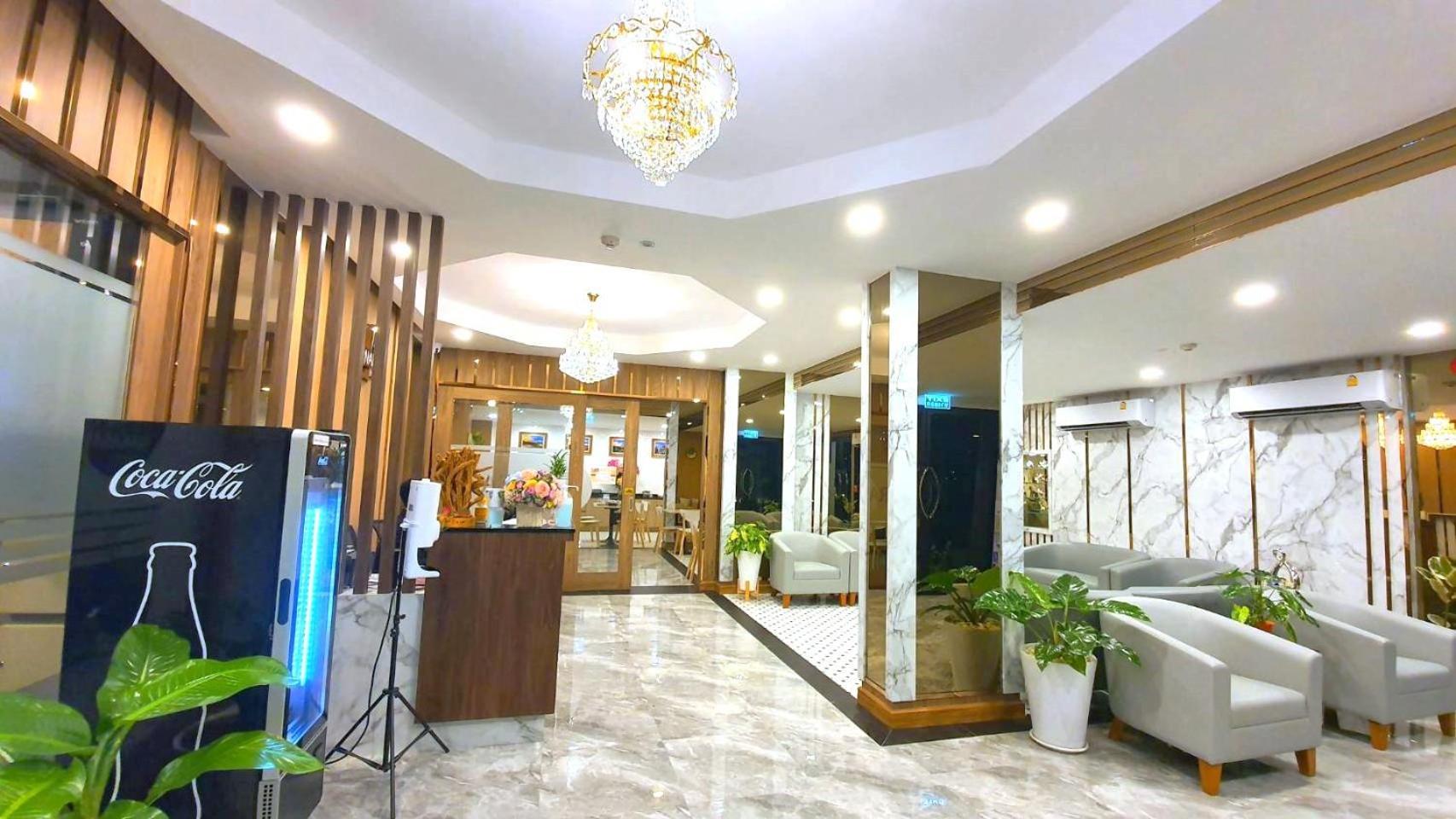Nakara Hotel, Ubon Ratchathani Exterior foto